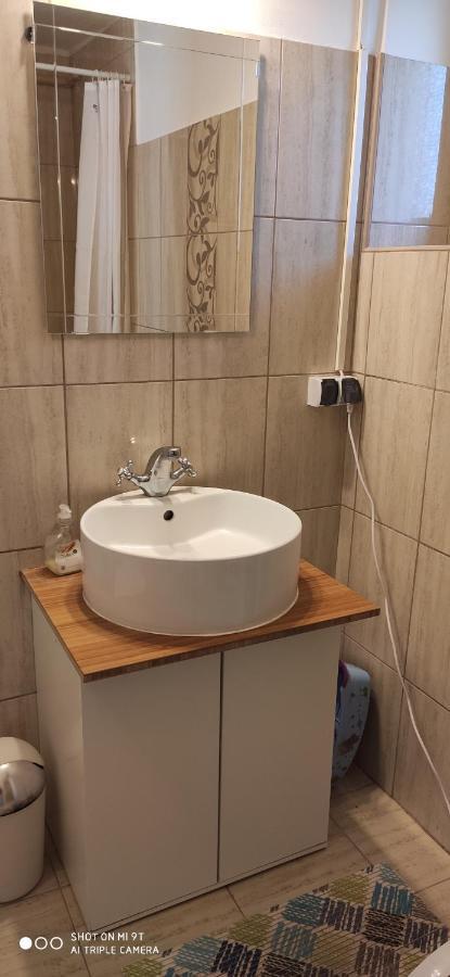 Terez Haza Hotel Pazmand Buitenkant foto
