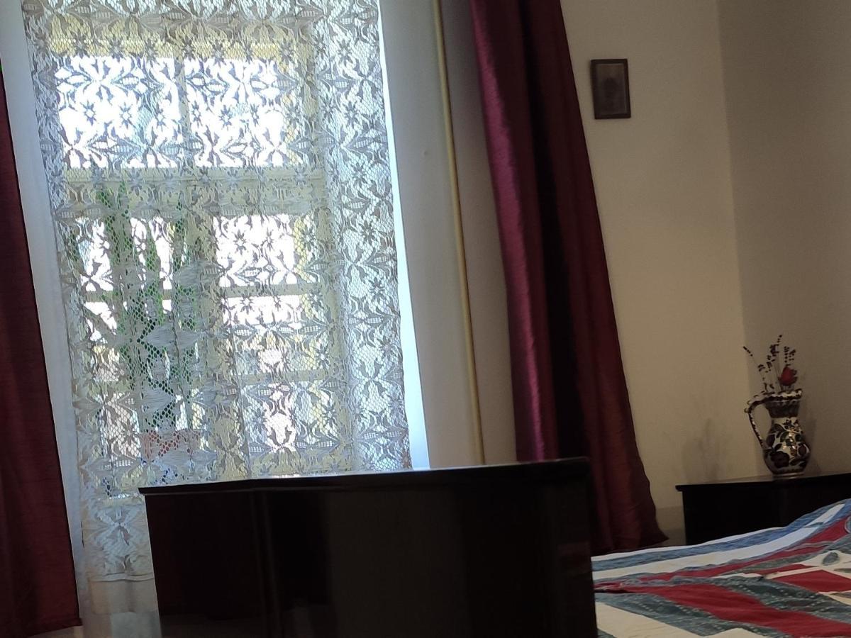 Terez Haza Hotel Pazmand Buitenkant foto