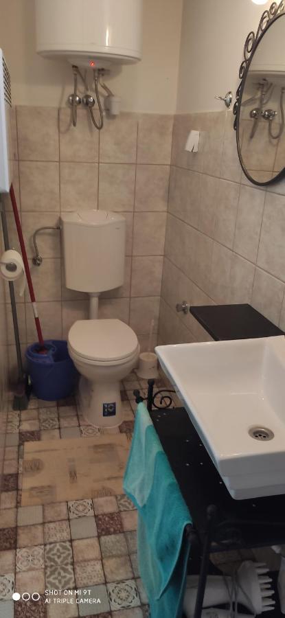 Terez Haza Hotel Pazmand Buitenkant foto